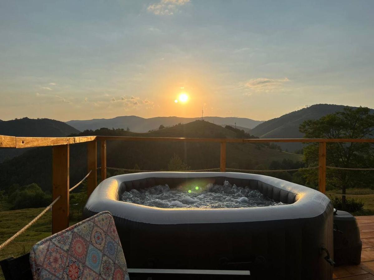 Starry Dome - Manta'S Retreat Glamping Cornereva Hotel Kültér fotó