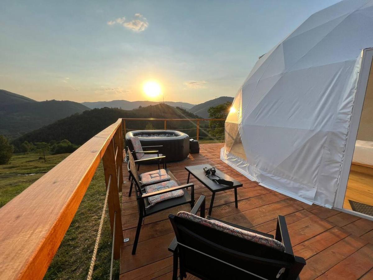 Starry Dome - Manta'S Retreat Glamping Cornereva Hotel Kültér fotó