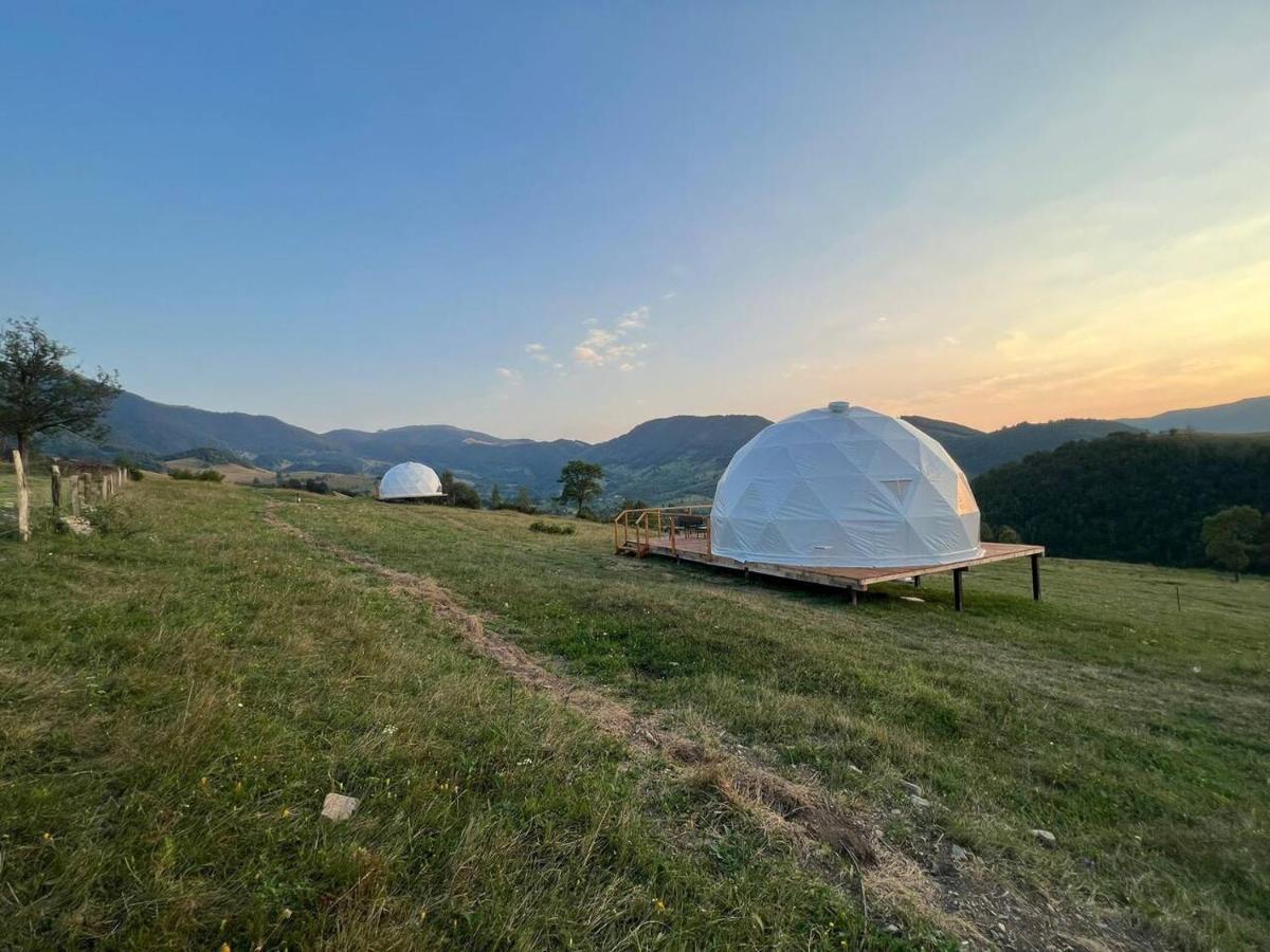 Starry Dome - Manta'S Retreat Glamping Cornereva Hotel Kültér fotó